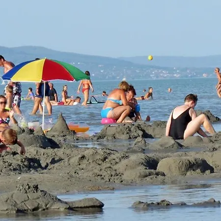 Centrum * Balatonfenyves